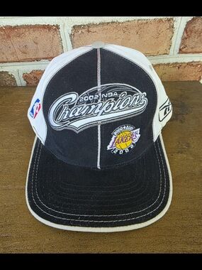 2002 NBA Champions Los Angeles Lakers Snapback Hat - Black & White 3PEAT